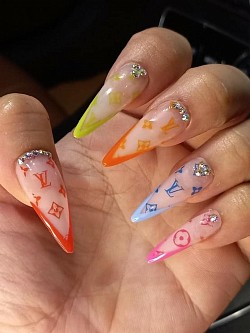 LV Colorful Jelly Nails $40